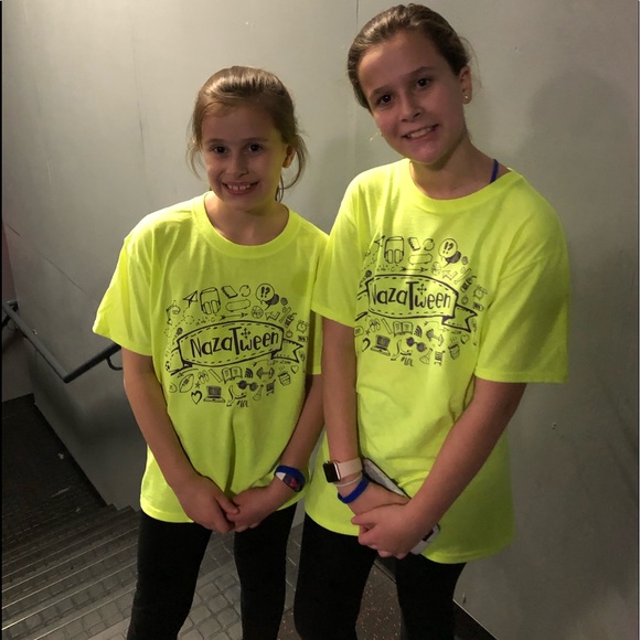 Welcome to my closet!!  🛍Happy Shopping🛍 - Picture 8 of 8